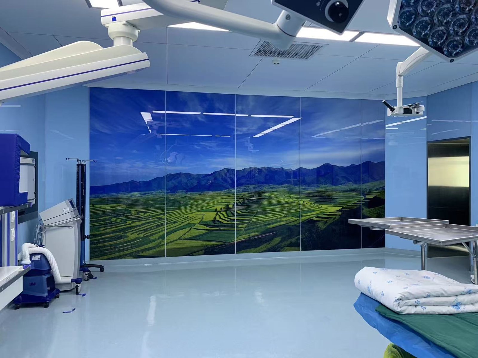 Themed hospital operating room project